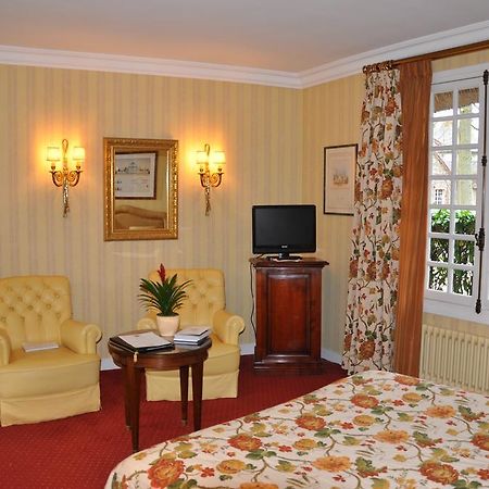 Auberge Des Templiers Boismorand Екстер'єр фото