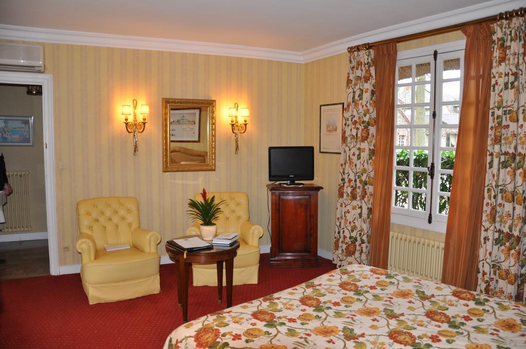 Auberge Des Templiers Boismorand Екстер'єр фото